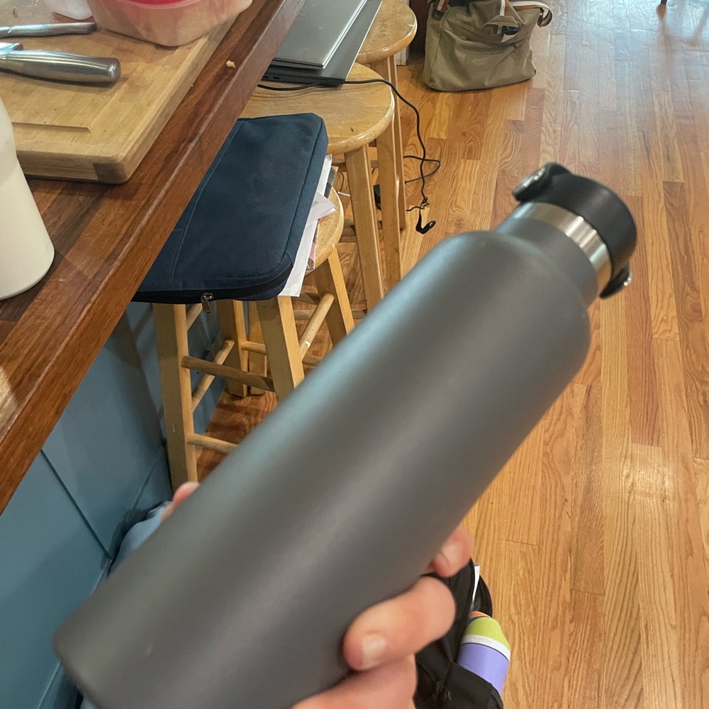 Hydroflask new with tags